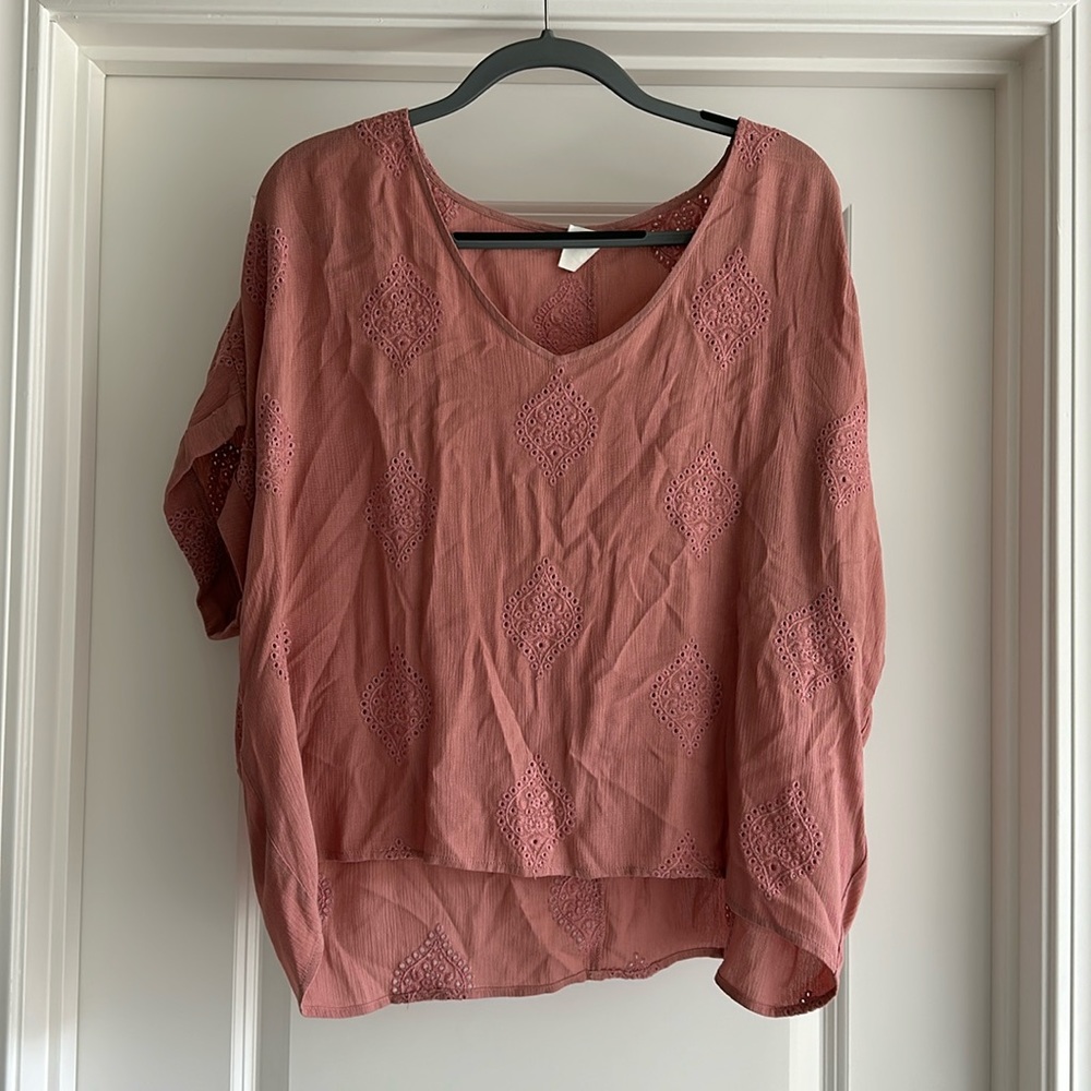 Pink eyelet blouse. Size S